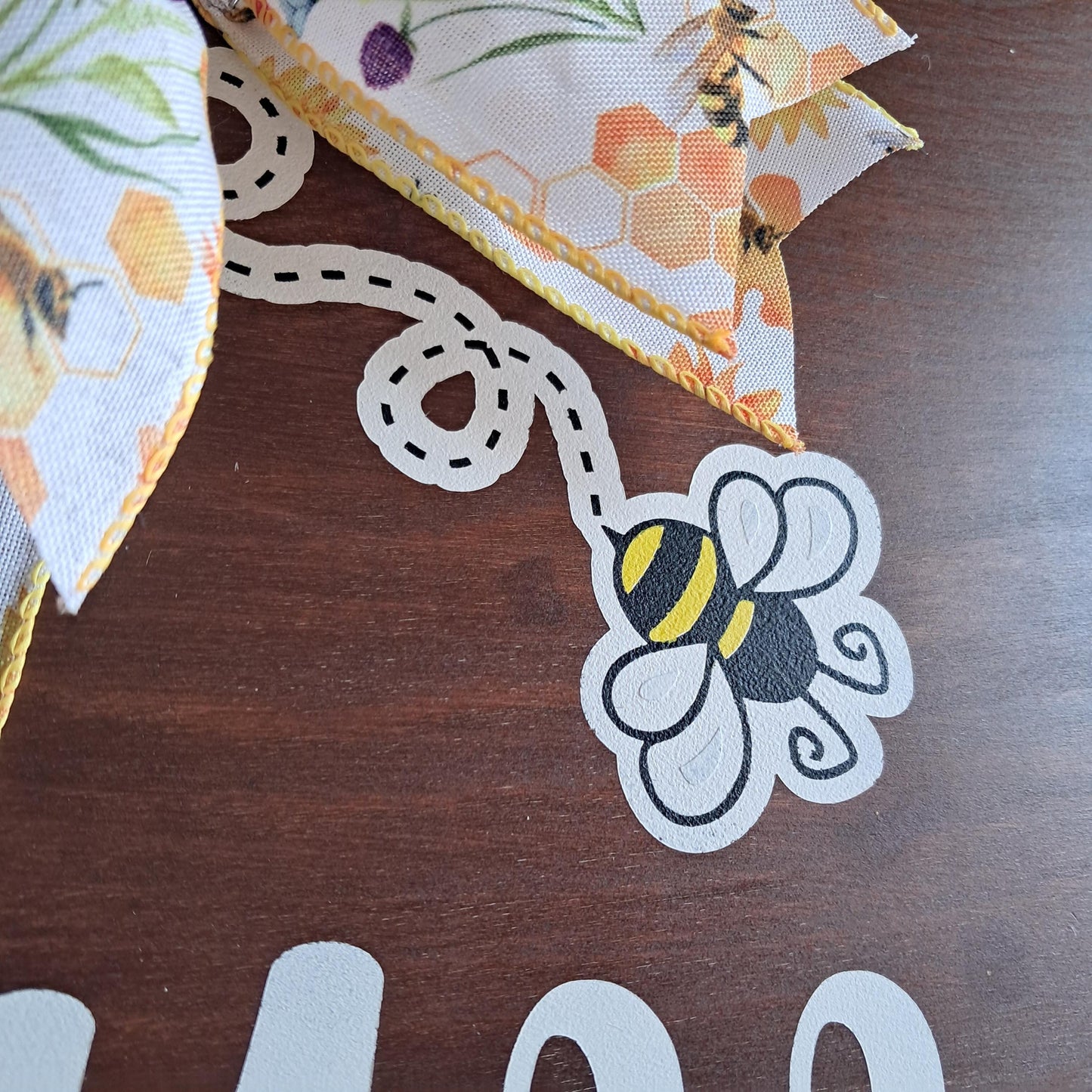 Buzz Off Door Hanger – Bee & Sunflower Sign – Funny Front Door Decor – Bow & Jute Hanger Included – Optional Greenery