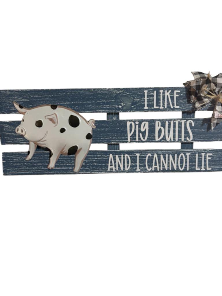 3D Metal Pig Farmhouse Sign – Wood Slat Fence Design – Country Pig Wall Hanger – Indoor Use