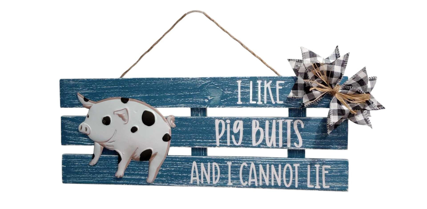 3D Metal Pig Farmhouse Sign – Wood Slat Fence Design – Country Pig Wall Hanger – Indoor Use